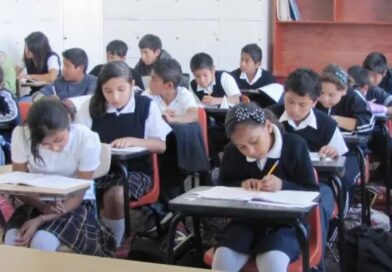 Crece rechazo de padres de familia por adelantar ciclo escolar