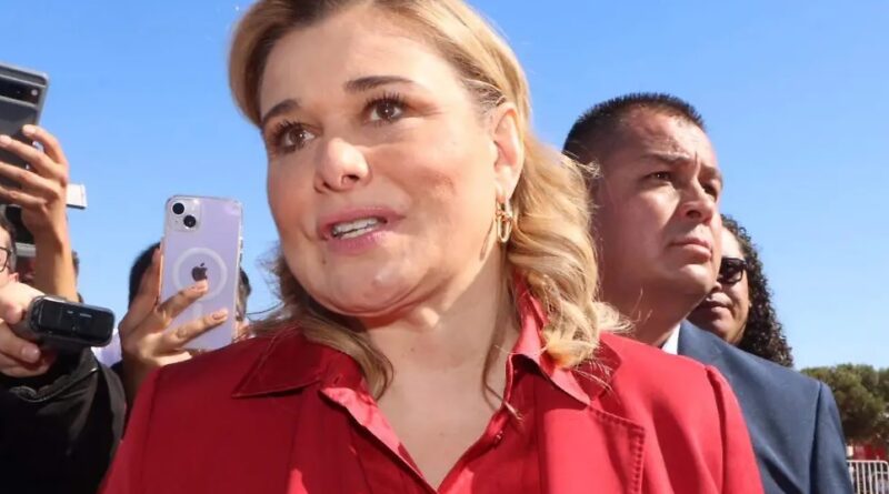 Anuncia gobernadora despidos de panistas