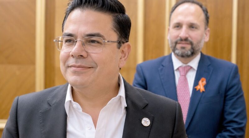 Votantes se inclinan por Rafa Loera y Brenda Ríos para la alcaldía