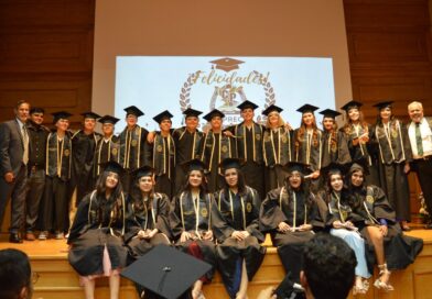 Nueva generación de estudiantes culminan en el Colegio Preuniversitario